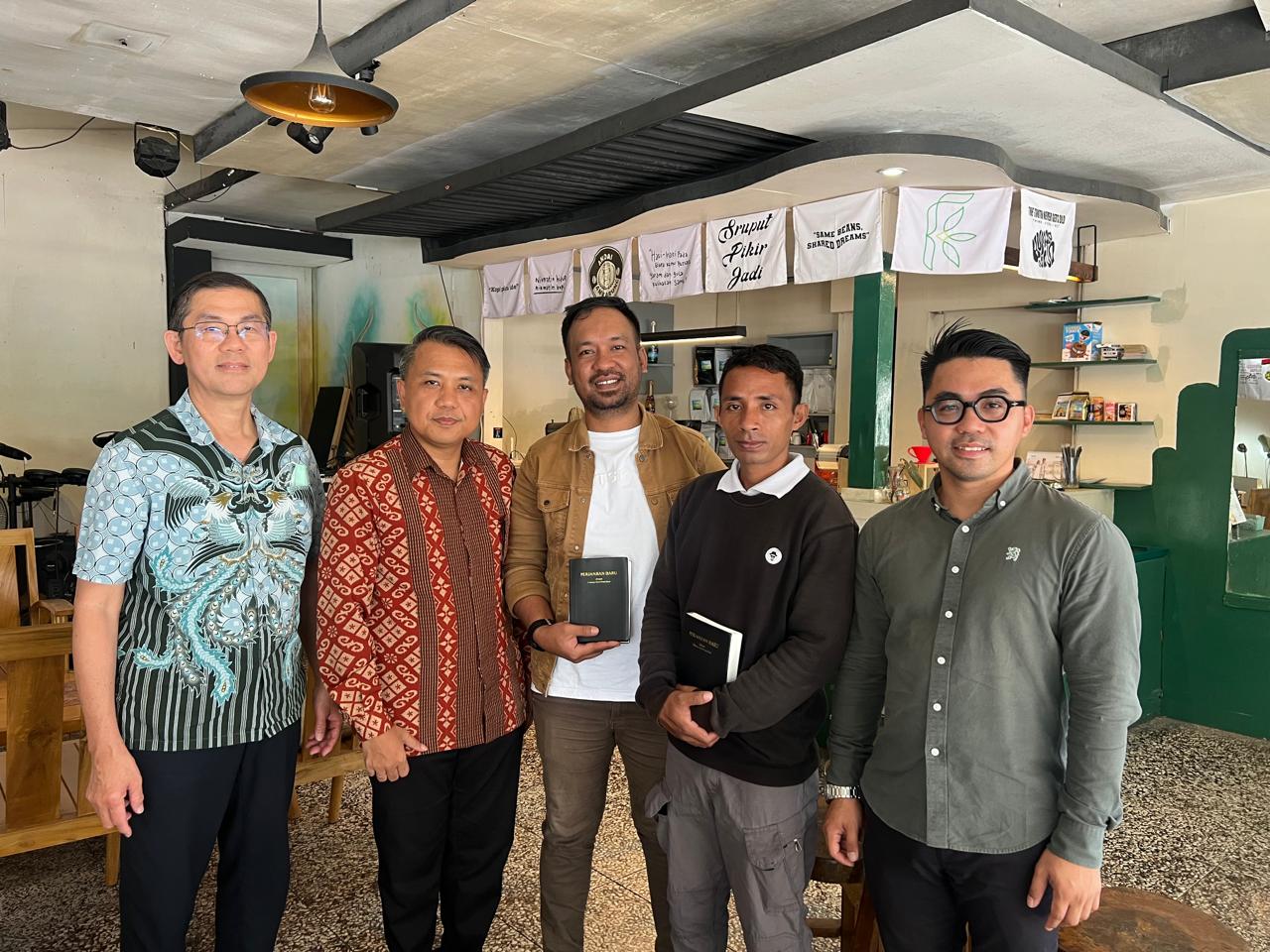 Pertemuan tim BFI dengan pengurus GAMKI dan GMKI Halmahera Selatan